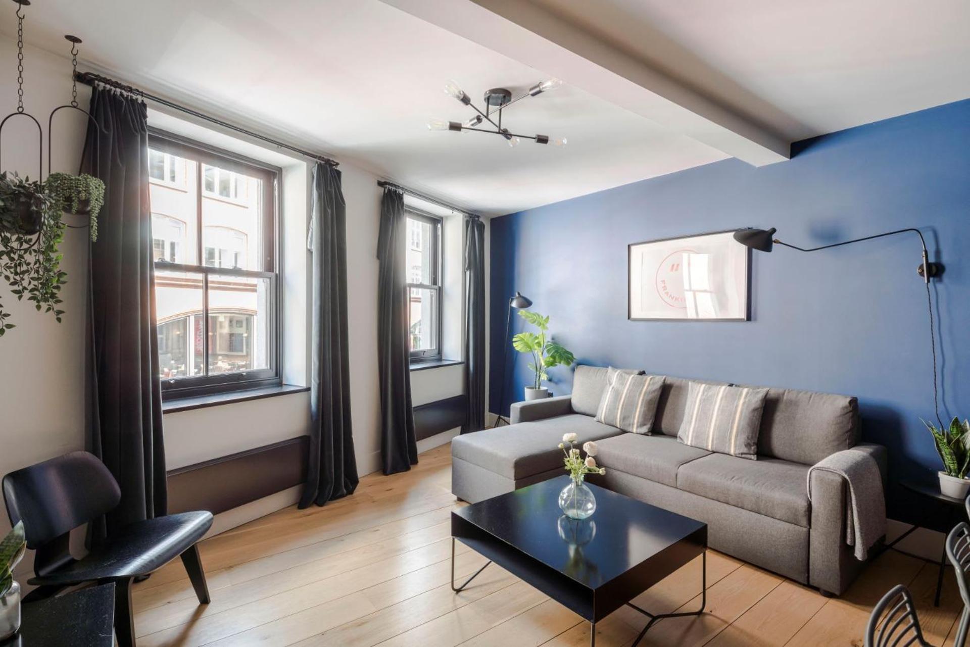 The Good Vibes Parlour - Covent Garden - By Frankie Says Apartment London Exterior photo